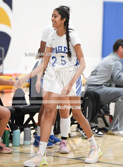 Thumbnail 2 in Phoenix Country Day vs. Horizon Honors (PCDS Desert Classic) photogallery.