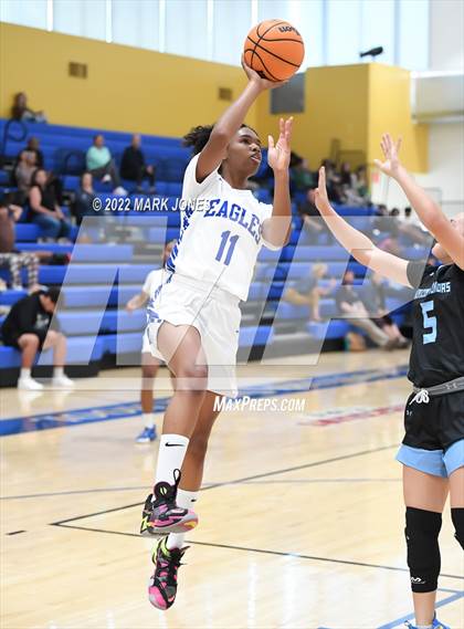 Thumbnail 1 in Phoenix Country Day vs. Horizon Honors (PCDS Desert Classic) photogallery.