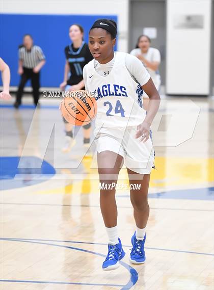 Thumbnail 1 in Phoenix Country Day vs. Horizon Honors (PCDS Desert Classic) photogallery.