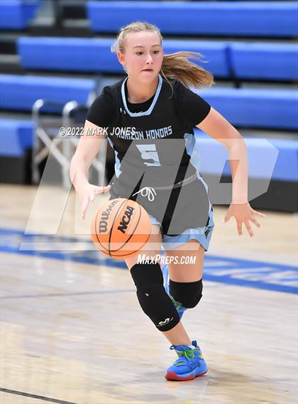 Thumbnail 2 in Phoenix Country Day vs. Horizon Honors (PCDS Desert Classic) photogallery.