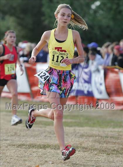 Thumbnail 3 in CIF State Cross Country Championships (D1 Girls) photogallery.