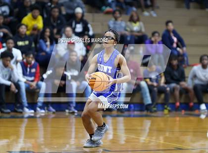 Thumbnail 1 in Hunt vs E.E. Smith (NCHSAA 4th Round Playoffs) photogallery.