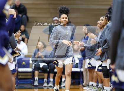 Thumbnail 2 in Hunt vs E.E. Smith (NCHSAA 4th Round Playoffs) photogallery.