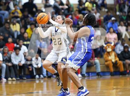 Thumbnail 1 in Hunt vs E.E. Smith (NCHSAA 4th Round Playoffs) photogallery.