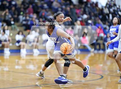 Thumbnail 1 in Hunt vs E.E. Smith (NCHSAA 4th Round Playoffs) photogallery.