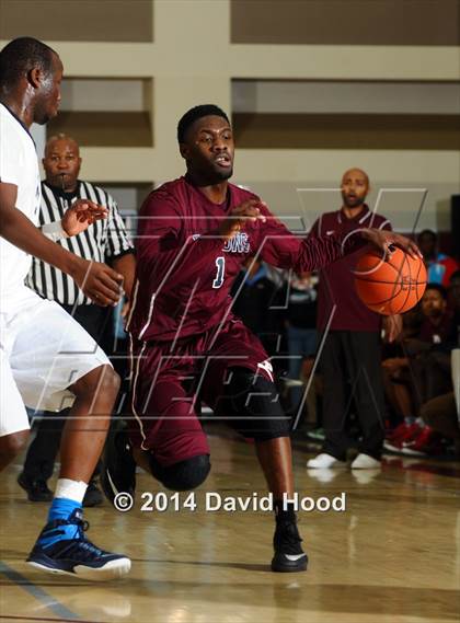 Thumbnail 2 in Sierra Canyon vs. Pebblebrook (MaxPreps Holiday Classic) photogallery.