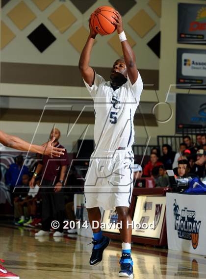Thumbnail 2 in Sierra Canyon vs. Pebblebrook (MaxPreps Holiday Classic) photogallery.