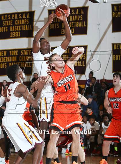 Thumbnail 3 in Mamaroneck vs Mt. Vernon (Coaches vs Cancer Super Classic) photogallery.