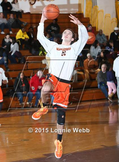 Thumbnail 3 in Mamaroneck vs Mt. Vernon (Coaches vs Cancer Super Classic) photogallery.