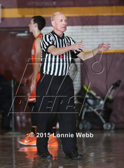 Thumbnail 1 in Mamaroneck vs Mt. Vernon (Coaches vs Cancer Super Classic) photogallery.