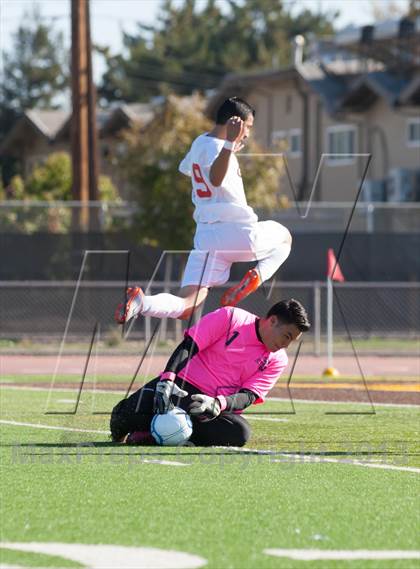 Thumbnail 2 in Galt vs. Riverbank (CIF SJS D5 Final) photogallery.