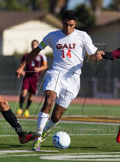 Thumbnail 3 in Galt vs. Riverbank (CIF SJS D5 Final) photogallery.