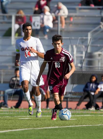 Thumbnail 2 in Galt vs. Riverbank (CIF SJS D5 Final) photogallery.