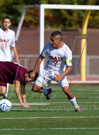 Thumbnail 1 in Galt vs. Riverbank (CIF SJS D5 Final) photogallery.