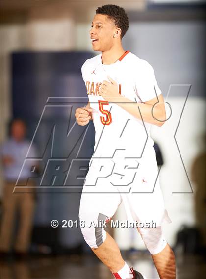 Thumbnail 1 in Providence Day vs. Oak Hill Academy (Phenom Hoops National Showcase) photogallery.