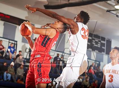 Thumbnail 1 in Providence Day vs. Oak Hill Academy (Phenom Hoops National Showcase) photogallery.