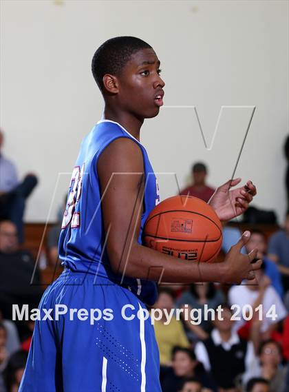 Thumbnail 1 in Serra vs. Fairfax (Fairfax State Preview) photogallery.
