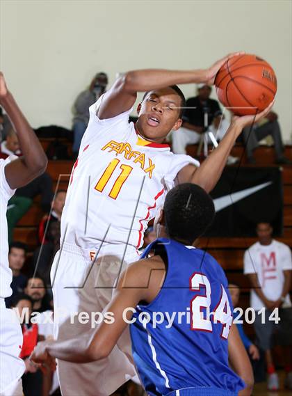Thumbnail 3 in Serra vs. Fairfax (Fairfax State Preview) photogallery.
