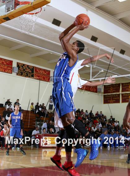 Thumbnail 3 in Serra vs. Fairfax (Fairfax State Preview) photogallery.