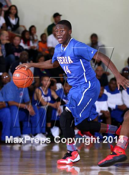 Thumbnail 1 in Serra vs. Fairfax (Fairfax State Preview) photogallery.