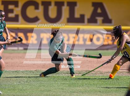 Thumbnail 2 in Temecula Valley vs Bonita photogallery.