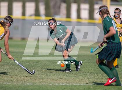 Thumbnail 3 in Temecula Valley vs Bonita photogallery.