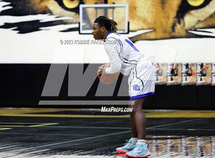 Thumbnail 2 in Crandall vs Dallas Christian (Kaufman Holiday Tournament) photogallery.