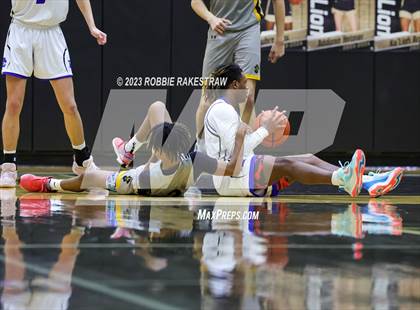 Thumbnail 3 in Crandall vs Dallas Christian (Kaufman Holiday Tournament) photogallery.
