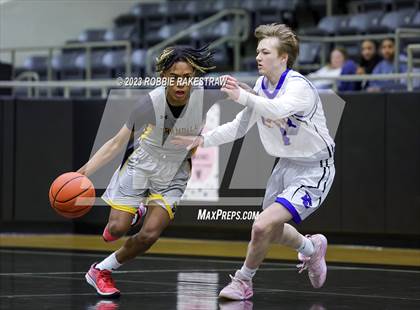 Thumbnail 3 in Crandall vs Dallas Christian (Kaufman Holiday Tournament) photogallery.