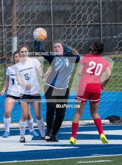 Thumbnail 2 in Pleasant Valley vs. Chico (CIF NS D1 Final) photogallery.