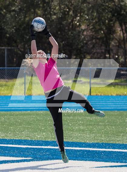 Thumbnail 3 in Pleasant Valley vs. Chico (CIF NS D1 Final) photogallery.