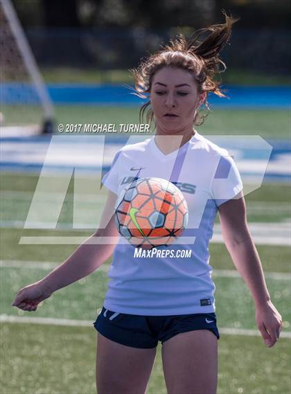 Thumbnail 3 in Pleasant Valley vs. Chico (CIF NS D1 Final) photogallery.