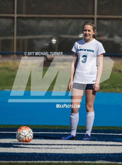 Thumbnail 3 in Pleasant Valley vs. Chico (CIF NS D1 Final) photogallery.