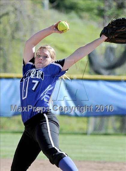 Thumbnail 3 in Oakmont @ Rocklin photogallery.