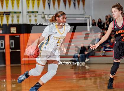 Thumbnail 1 in St. Francis vs. Inderkum (Roseville Elite Showcase) photogallery.