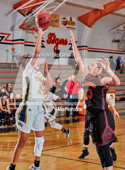 Thumbnail 2 in St. Francis vs. Inderkum (Roseville Elite Showcase) photogallery.