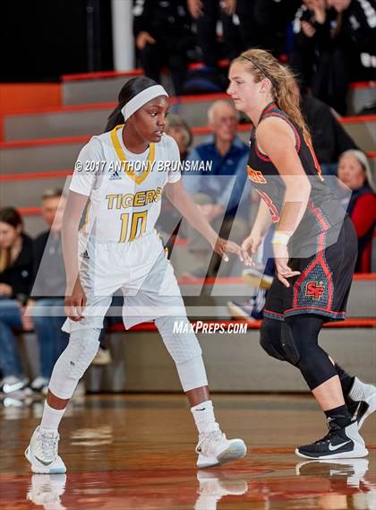 Thumbnail 2 in St. Francis vs. Inderkum (Roseville Elite Showcase) photogallery.