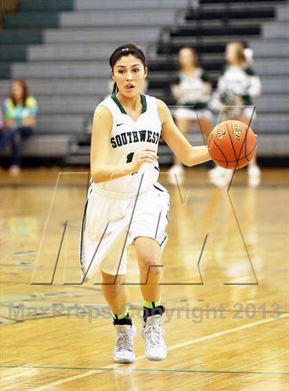 Thumbnail 3 in Bellevue East @ Lincoln Southwest photogallery.