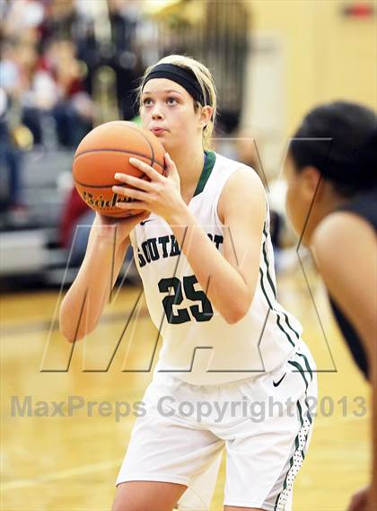 Thumbnail 2 in Bellevue East @ Lincoln Southwest photogallery.