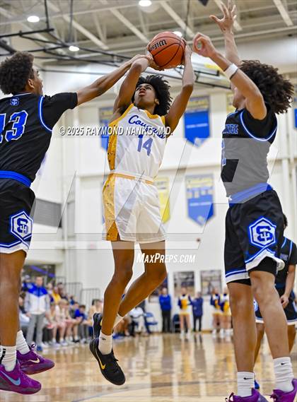 Thumbnail 1 in Indianapolis Shortridge @ Greenfield-Central photogallery.