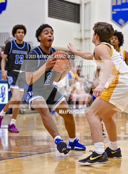 Thumbnail 2 in Indianapolis Shortridge @ Greenfield-Central photogallery.
