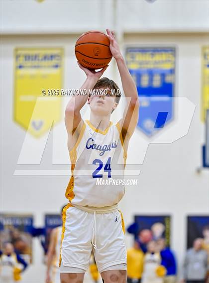 Thumbnail 3 in Indianapolis Shortridge @ Greenfield-Central photogallery.