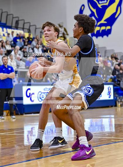 Thumbnail 2 in Indianapolis Shortridge @ Greenfield-Central photogallery.