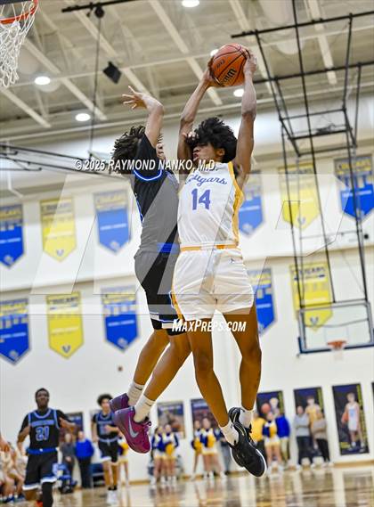Thumbnail 2 in Indianapolis Shortridge @ Greenfield-Central photogallery.