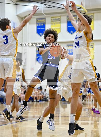 Thumbnail 3 in Indianapolis Shortridge @ Greenfield-Central photogallery.