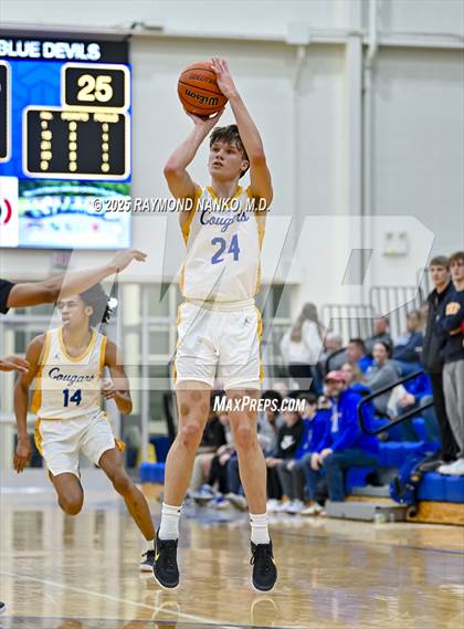 Thumbnail 1 in Indianapolis Shortridge @ Greenfield-Central photogallery.