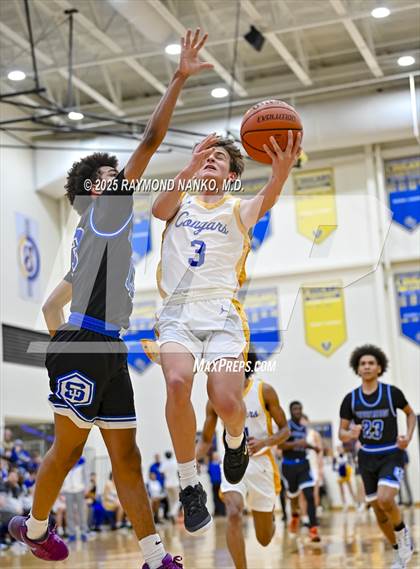 Thumbnail 1 in Indianapolis Shortridge @ Greenfield-Central photogallery.