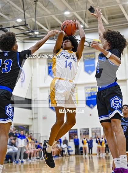 Thumbnail 2 in Indianapolis Shortridge @ Greenfield-Central photogallery.