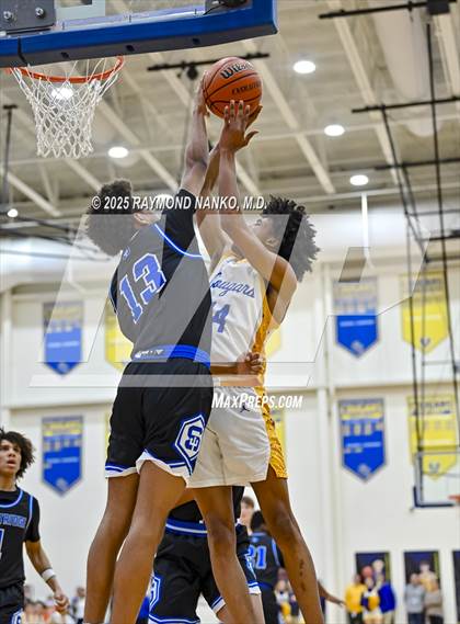 Thumbnail 2 in Indianapolis Shortridge @ Greenfield-Central photogallery.