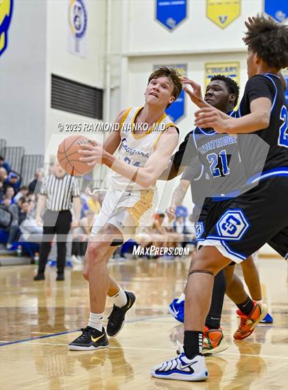 Thumbnail 1 in Indianapolis Shortridge @ Greenfield-Central photogallery.